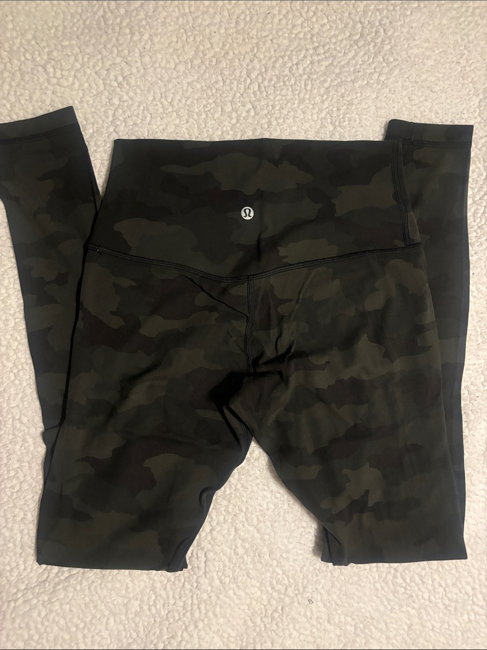 Lululemon Women’s size 6 Olive Green Camo Leggings